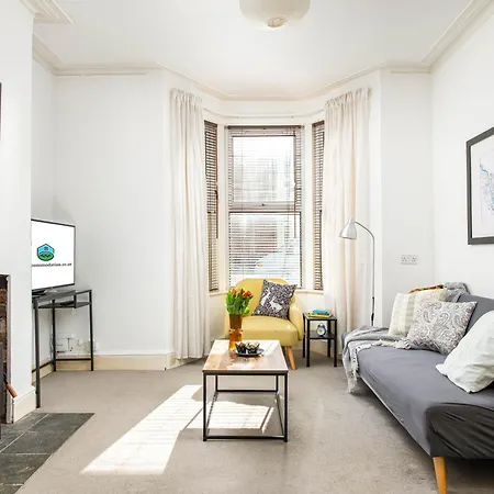 New Spacious And Bright House-parking-by Fabaccommodation Nyaraló