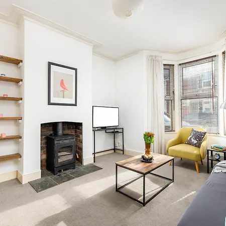 Nyaraló New Spacious And Bright House-parking-by Fabaccommodation Bristol
